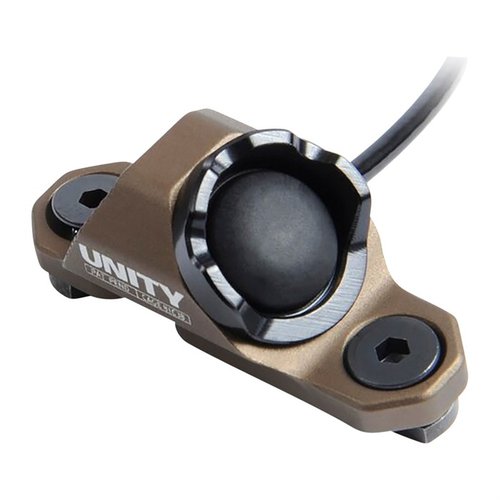 Le Hot Button te permet de contrôler tes accessoires électroniques avec un angle de 45°, garantissant un confort optimal et une fixation sécurisée sur rail M-LOK.