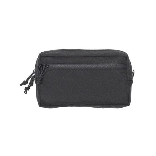 Le GP Wide Pouch de Spiritus Systems offre un grand espace de rangement, une poche frontale, et est parfait pour des lunettes de vision nocturne, le tout en nylon 500D.