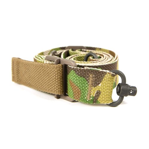 La Vickers Push Button Sling offre un ajustement rapide, des attaches en nylon léger et résistant, et s'adapte à toutes les armes avec des sockets à bouton poussoir.