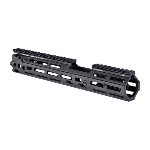 Le rail RIS III de Daniel Defense offre une conception légère, des points de fixation M-LOK, et une structure en aluminium robuste pour une précision optimale.