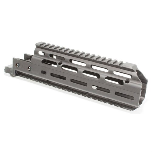 Le YUGO M70/M72 GEN-3 Hand Guard offre modularité, durabilité et compatibilité M-LOK, tout en minimisant la perturbation du canon pour un meilleur tir.