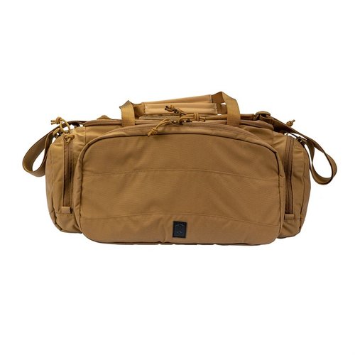 Le RANGE BAG Grey Ghost Gear est parfait pour organiser ton matériel de tir : poches zippées, espace de travail pratique et un aimant pour ne rien perdre.