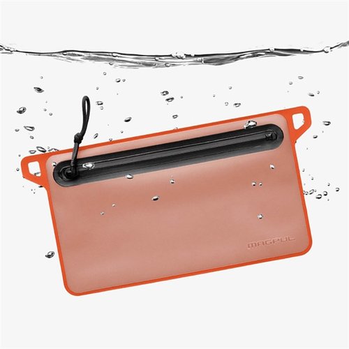 Le DAKA Waterproof Window Pouch est 100% étanche, avec une fermeture éclair YKK, un matériau résistant et une fenêtre translucide pour identifier facilement le contenu.