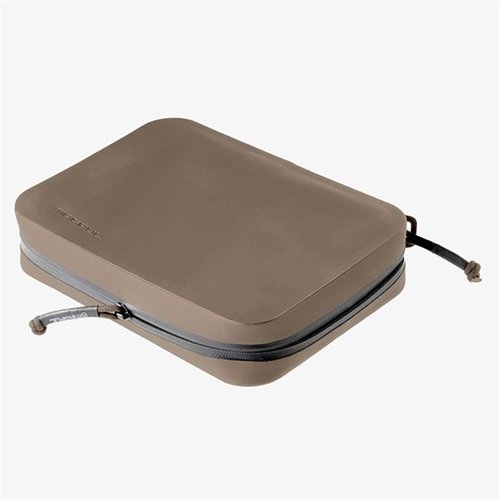 Le DAKA Utility Organizer Large est un étui compact, résistant aux intempéries, parfait pour ranger ton matériel essentiel avec des poches organisées et un accès facile.