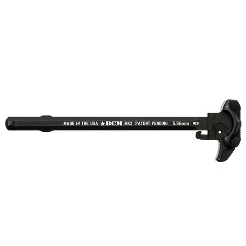 Le BCM Mk 2 Charging Handle offre une manipulation rapide, un design ambidextre, et des canaux d'échappement pour une meilleure diversion des gaz.