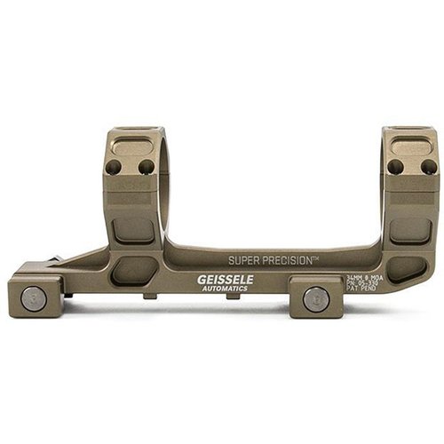 Les montages Geissele Super Precision pour AR-15 offrent une fixation sécurisée, un retour à zéro optimal et sont fabriqués en aluminium 7075-T6 robuste.