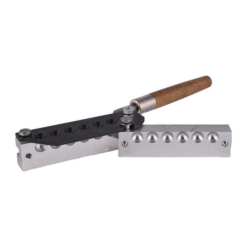 Le moule à balles rondes Lee à 6 cavités produit des balles de .490 pouces, parfaites pour le calibre 50, te permettant de tirer avec précision et efficacité.