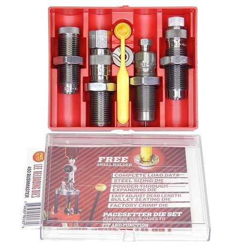Opte pour ce set de dies ULTIMATE RIFLE pour une précision maximale : Full Length Sizer, Collet Neck Sizer, Easy Adjust Bullet Seating et Factory Crimp Die.