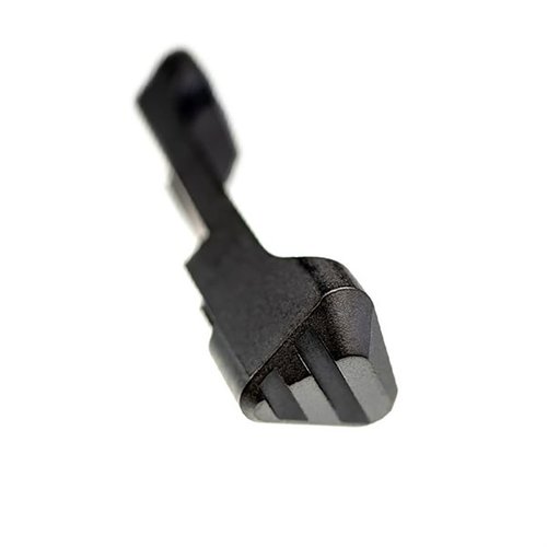 Améliore ton Sig Sauer P320 avec le magazine release étendu Tyrant CNC : construction durable, ergonomie optimisée, texture unique et compatibilité ambidextre.