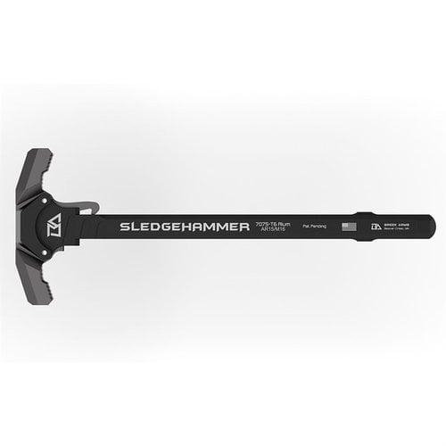 Le Sledgehammer AR-15 offre une durabilité en aluminium 7075-T6, des latches larges pour un chargement rapide et des fonctionnalités anti-gaz pour une expérience optimale.