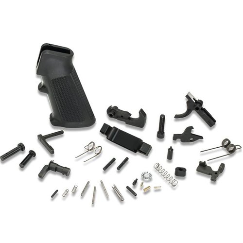 Le LOWER PARTS KIT AR-15 de KAK Industry est 100% américain, avec tous les composants nécessaires pour assembler ton lower receiver, respectant les dimensions mil-spec.