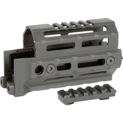 Le garde-main M-LOK AK Alpha Series Krink de Midwest Industries est léger, robuste, avec des points QD pour la sangle et un bouclier thermique inclus.