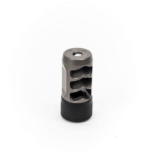 Le HELLFIRE TI est un frein de bouche en titane léger, robuste et modulaire, offrant une réduction de recul optimale pour ton arme de chasse.