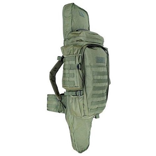 Le TACTICAL ASSAULT BAG avec porte-rifle offre un transport confortable et spacieux pour tes équipements, avec un compartiment rembourré pour ton arme et des poches pratiques.