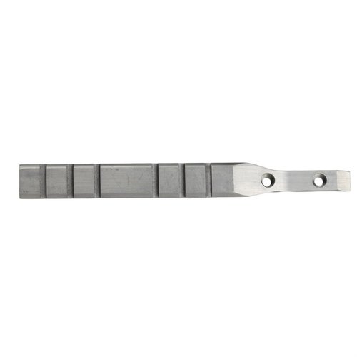 Le montage de lunette cantilever en aluminium pour Remington 870 est léger, résistant à la corrosion et maintient le zéro même sans canon. Idéal pour les configurations optiques.