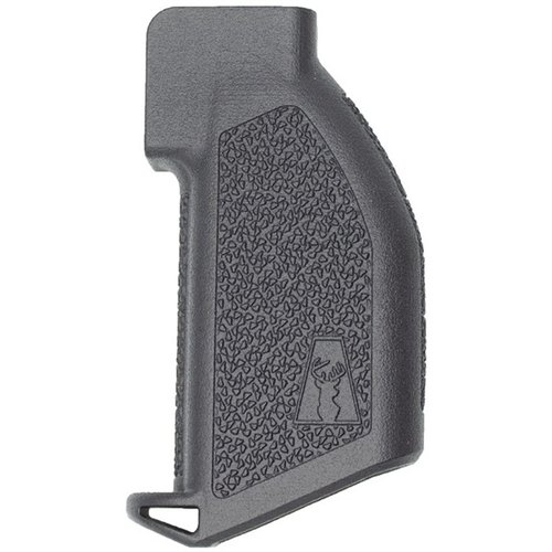 Le grip Alpha d'Anarchy Outdoors offre un confort optimal, un contrôle antidérapant et un alignement parfait pour un tir précis sur n'importe quel fusil AR.