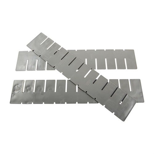 Protège ton matériel avec les couvercles clairs pour Poly Bench Boxes et organise tes outils grâce aux diviseurs en 3-Paks, indestructibles et pratiques.