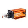 Le Case Trim Xpress de Lyman offre des coupes rapides et précises, jusqu'à 15 étuis par minute, avec un moteur variable et 10 douilles adaptées aux cartouches.