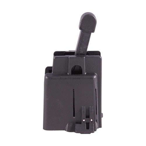 Le COLT SMG MAG LOADER est léger et robuste, il te permet de charger tes chargeurs rapidement tout en préservant tes doigts et prolongeant la durée de vie des chargeurs.