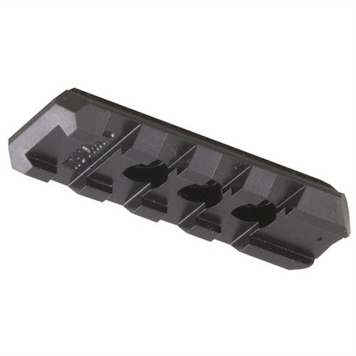 Le 1911 Tactical Light Rail de NOVAK permet un montage sécurisé de lumières et lasers, proche de l'axe du canon, avec un design bas et compatible avec les holsters.