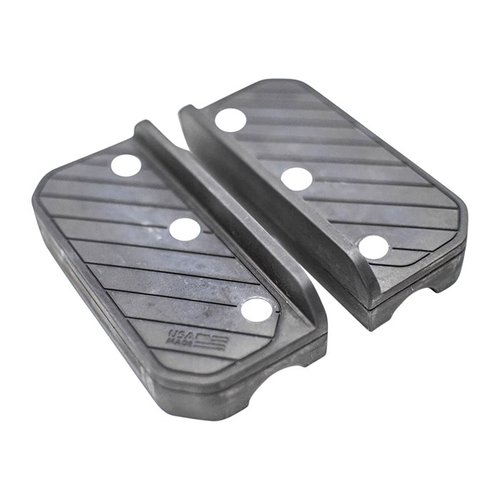 Les VISE SOFT JAWS AK d'OTIS protègent ton AK dans un étau, s'adaptent à différents modèles et évitent les rayures grâce à leur caoutchouc non glissant.