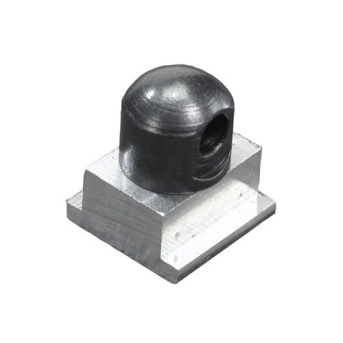 Les adaptateurs de bi-pod Sinclair te permettent de fixer ton bi-pod sur un rail Picatinny, offrant une construction en aluminium et acier pour une durabilité maximale.