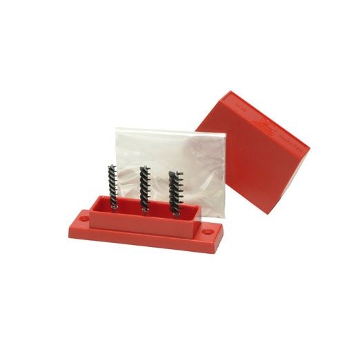 Le Forster Case Graphiter réduit la friction de l'expander ball, nettoie et lubrifie les collets, et traite jusqu'à 3 000 douilles avec recharge de mica disponible.