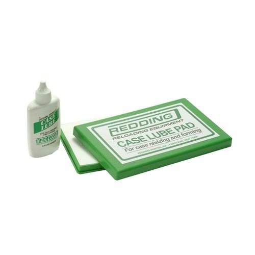 Le kit de lubrification Redding inclut un pad antidérapant et 2 oz de lubrifiant pour faciliter le redimensionnement et prolonger la vie de tes outils.