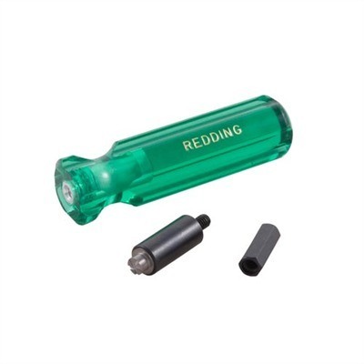 Les uniformisateurs Redding sont des outils en carbure de précision avec cinq cannelures pour uniformiser parfaitement le fond des poches à amorces.