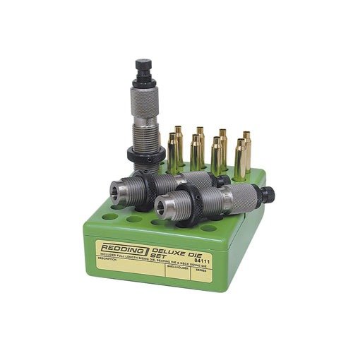 Le set de dies Deluxe Redding pour 30-06 Springfield inclut un die de mise à taille, un die de siège et un die de mise à taille de col, tous fabriqués pour durer.