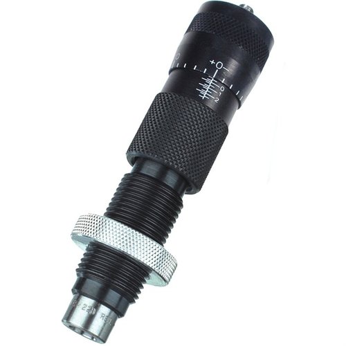 Avec le Forster Ultra Micrometer Seater Die, ajuste facilement la profondeur de tes projectiles avec une précision de 0,0005 à 0,001 pouce pour des cartouches parfaites.