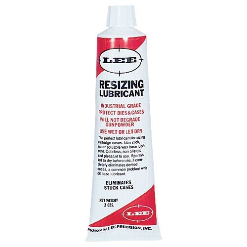 Le RESIZING LUBRICANT de LEE PRECISION facilite le redimensionnement des douilles, réduit l'usure des outils et assure un fonctionnement fluide et efficace.