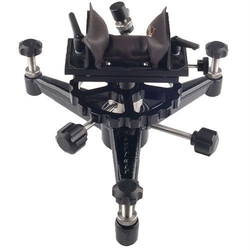 Le Sinclair Heavy Varmint Rest offre un ajustement rapide pour tous les types de crosse et un réglage de vent horizontal pour un tir compétitif.