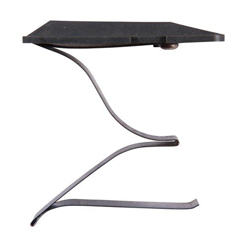 Optimise ton arme avec l'assemblage de follower de magazine SAVAGE, compatible avec les modèles 110/111/112/112BT, pour un chargement supérieur et une performance fiable.