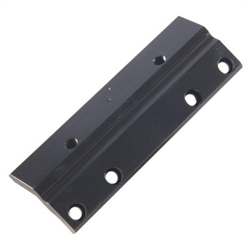 Le #1 Side Mount Base de WEAVER te permet de monter ta lunette sur le côté du récepteur, offrant un meilleur dégagement pour les charges et l'éjection.